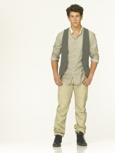 Camp-Rock-2-Promo-nick-jonas-11843532-383-512 - Camp Rock 2-COOOL