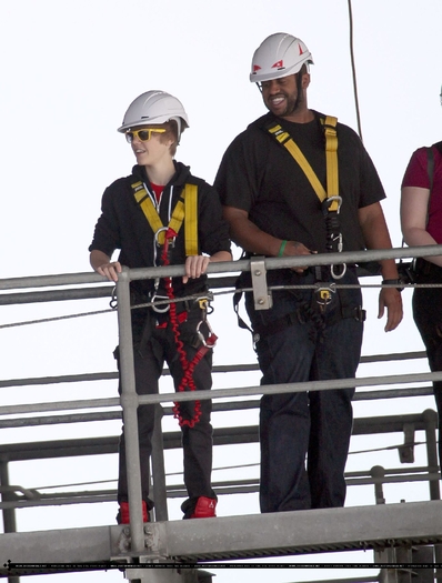 0001 - 0_0 Justin Bungin Jumping in New Zealand 0_0