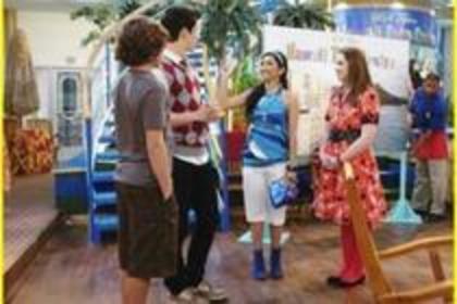 10800319_POINMFBCT - Brenda Song