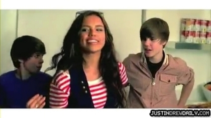 normal_%5BHQ%5D-Sean-Kingston-namp-Justin-Bieber-nquot-Eenie-Meenienquot-Official-video-NEW-%5Bwww_s