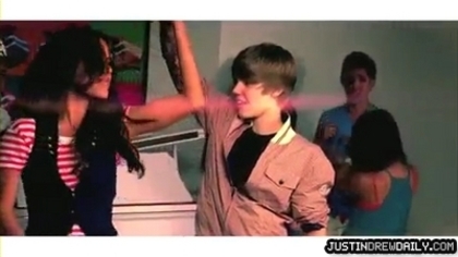 normal_%5BHQ%5D-Sean-Kingston-namp-Justin-Bieber-nquot-Eenie-Meenienquot-Official-video-NEW-%5Bwww_s