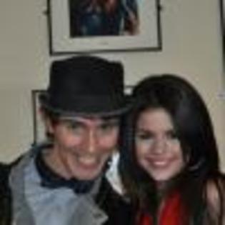 Deseme 00 (19) - selena gomez