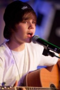 justinbieber_1259708385