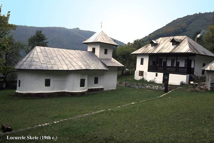 058 - Bijuterii monahale