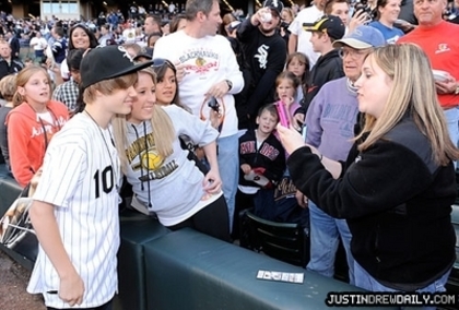  - 0_0 White Sox Game 0_0