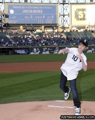  - 0_0 White Sox Game 0_0