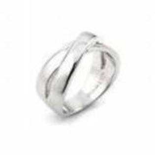 4 poze beyonce,4 poze rare selena