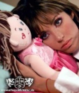 m_506 - Anahi