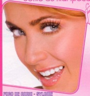 m_2174 - Anahi