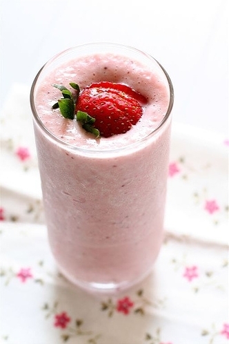 strawberry-milkshake - opritiva si mancati aici