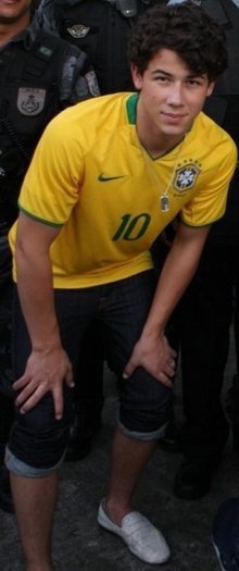 16539_1146091024012_1579628527_30339826_5746457_n