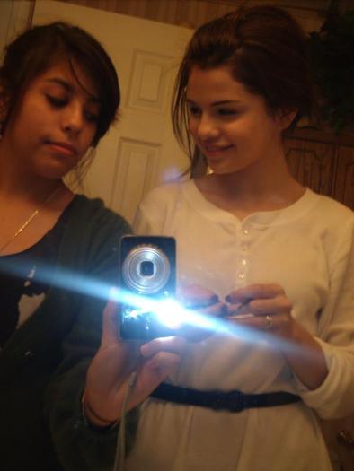 selena-gomez-myspace-20