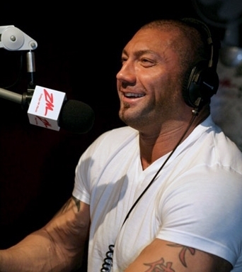 AXZMQTZKVGJHWVYJBEM - dave batista