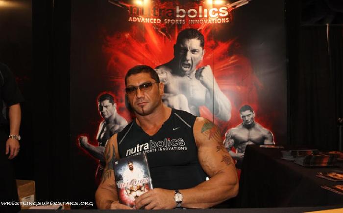 batista-wallpaper - dave batista
