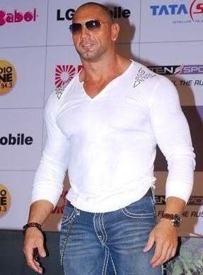 l_672c98e7e4de4adda5bdda4b21a8d638 - dave batista
