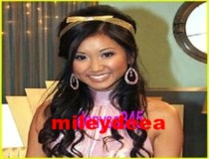 11042562_DLZEBCUGUtfttfyhjuki - Brenda Song
