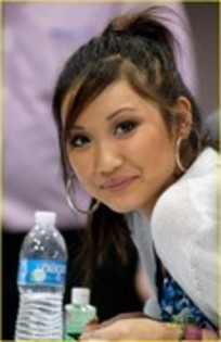 13627379_JPLVBHHAP - Brenda Song