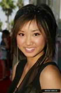 13626900_ZLLAYTEWV - Brenda Song