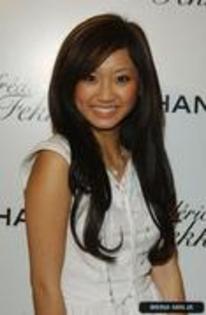 13626915_COQMFZCLH - Brenda Song
