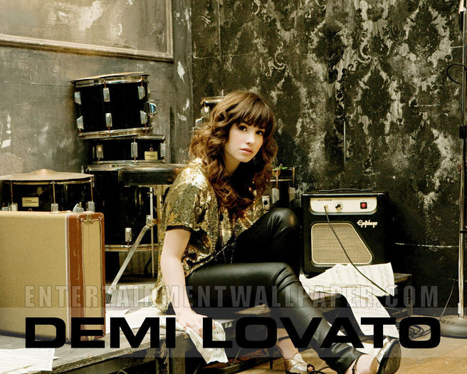 Demi-Lovato-Pop-Star-demi-lovato-8016476-1280-1024 - Album Pentru Toti Fanii Demi Lovato