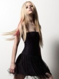 10112991_JGXHBDDCL - Avril Lavigne