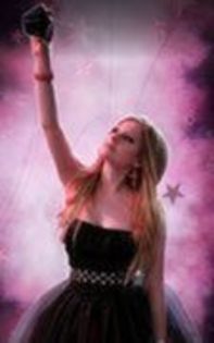 10113059_ULLZLFOWR - Avril Lavigne