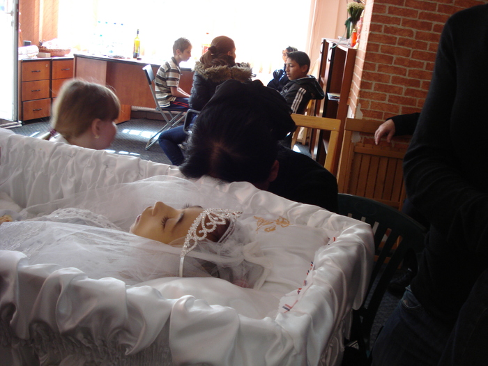 UN INGER CARE DOARME... - IN MEMORIAM KARINA