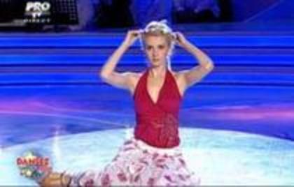 12885077_BUXAWFHFC - dansez pentru tine-sezonul 9