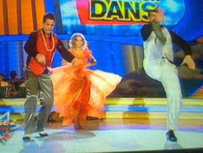 OYLNJNNRIQQPNJCGEYN - Dansez pentru tine-Sandra si Jean
