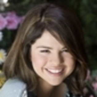 da - poze selena gomez