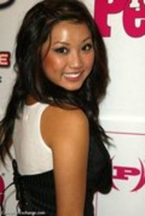 14339034_QBYYSMFMY - Brenda Song