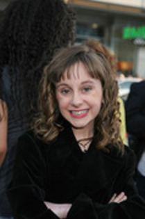 13714372_IWUPAHAXI - allisyn ashley arm