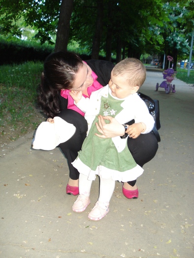 DSC08453; Iat-o si pe fina
