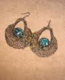 imagesCAAU7B0C - cercei