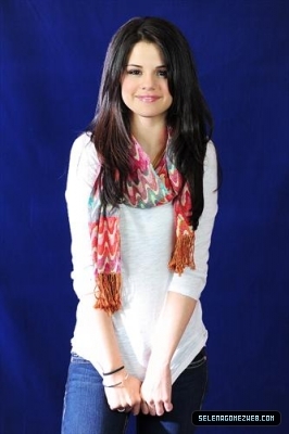 normal_012 - Selena Gomez PhotoShoot 004