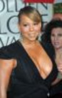 thumb_uite-cum-s-au-imbracat-vedetele-la-golden-globes-2010-galerie-foto_128