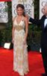 thumb_uite-cum-s-au-imbracat-vedetele-la-golden-globes-2010-galerie-foto_154