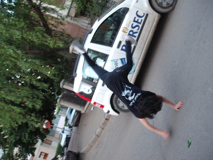 :D - Eu shi prietenele mele