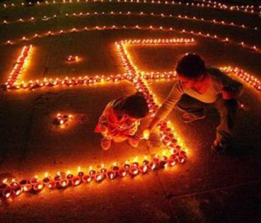 DiwaliSwastika - Sarbatori in INDIA