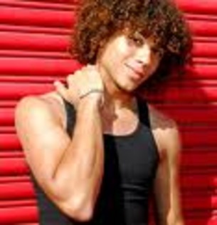 imagesCAOGJXK0 - corbin bleu