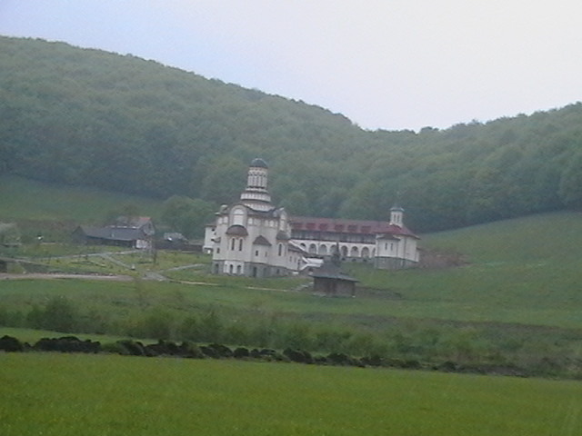 manastirea de pe Valea  mare Covasna