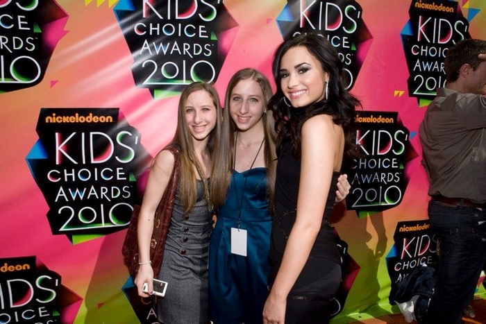 23558_406023192603_147983252603_5537108_4662359_n