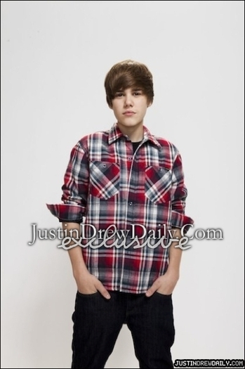 justin-justin-bieber-12095603-400-601