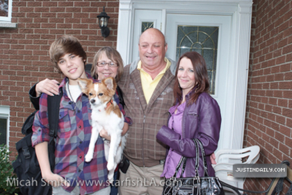 normal_photoshootjustindaily_%2833%29 - 0_0 Justin at his Hometown in Stratford 0_0