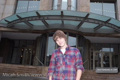 normal_photoshootjustindaily_%2835%29 - 0_0 Justin at his Hometown in Stratford 0_0