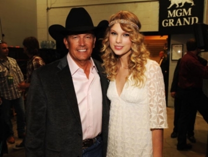 normal_taylorweb050 - Taylor Swift-4th annual Academy Of Country Music Awards in Las Vegas 05-04-2009