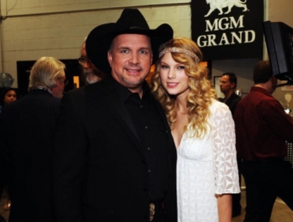 normal_taylorweb051 - Taylor Swift-4th annual Academy Of Country Music Awards in Las Vegas 05-04-2009