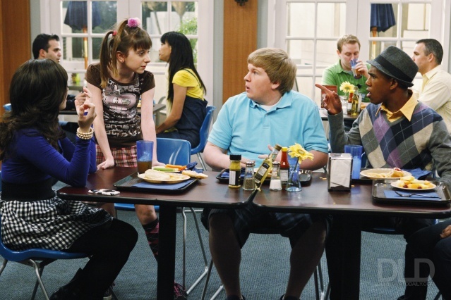 b3ojh3 - Sonny with a Chance