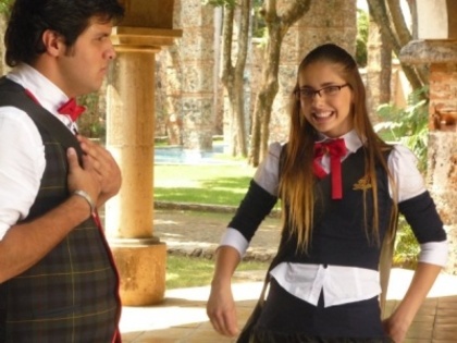 normal_BelindaPhotosCom_Elenco_Camaleones_%286%29
