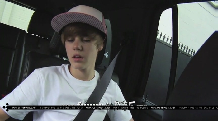 jw0106 - 0_0 Bieber After the Dentist 0_0